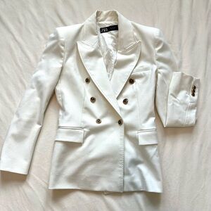 Zara Women's Ivory Double-Breasted Blazer